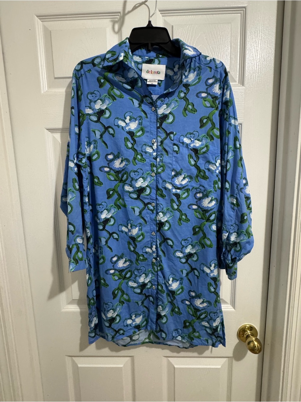 de loreta Blue Floral Button-Up Dress
